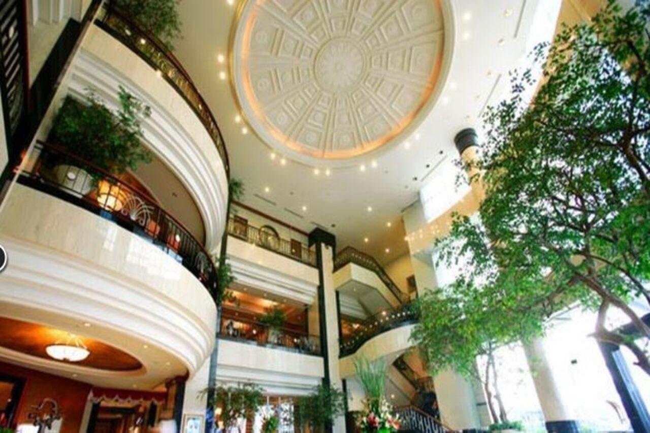 Menara Peninsula Hotel Yakarta Exterior foto