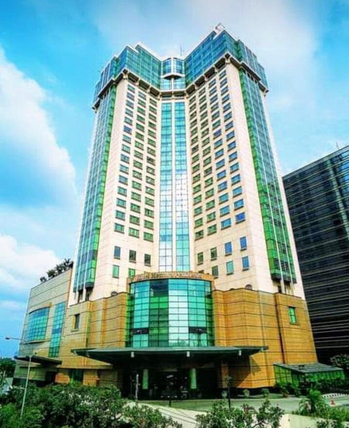 Menara Peninsula Hotel Yakarta Exterior foto